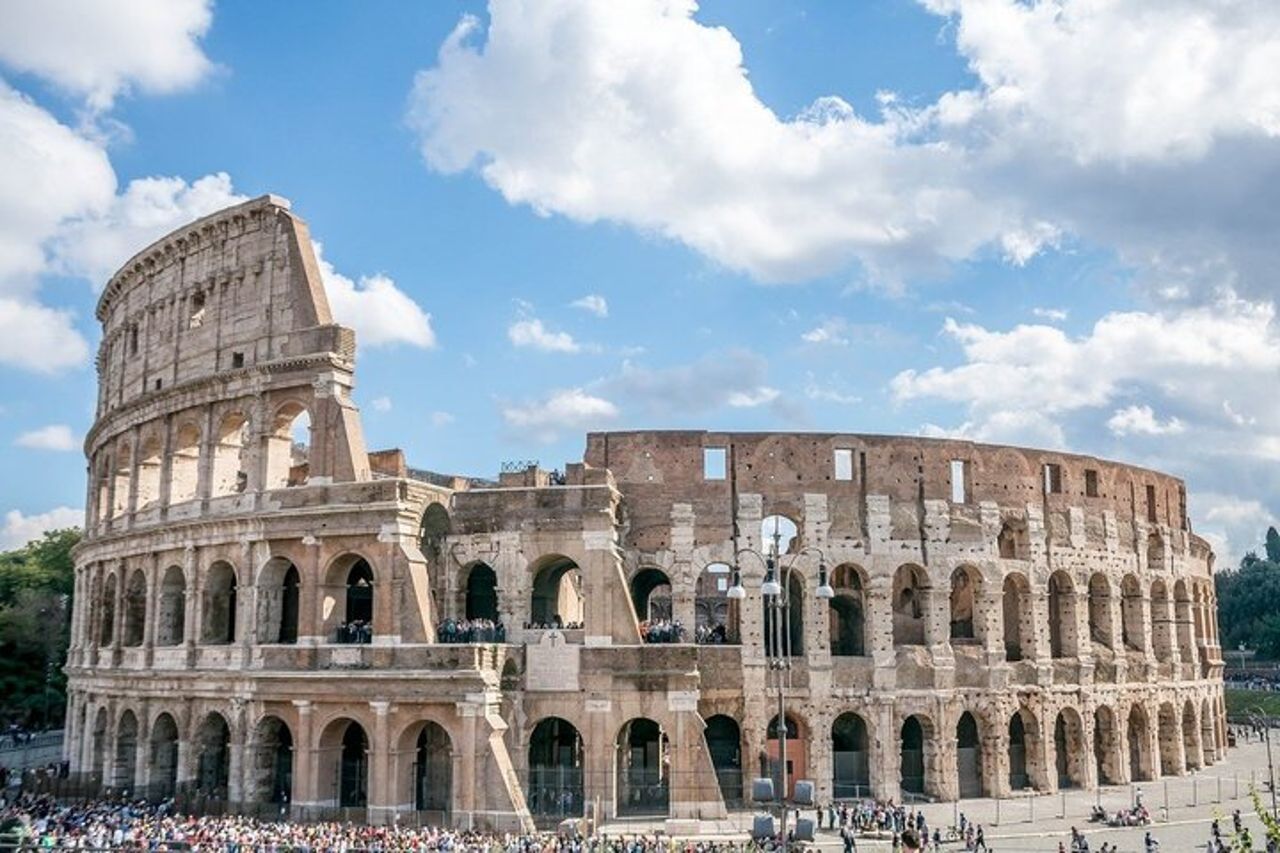 Tour privato dei luoghi di interesse di Roma: Colosseo al Vaticano — 9