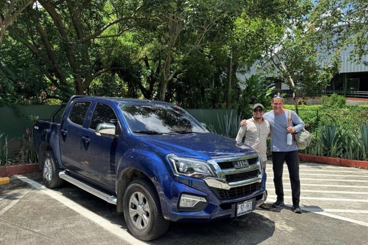 12 ore di servizio di trasporto privato a El Salvador — 7