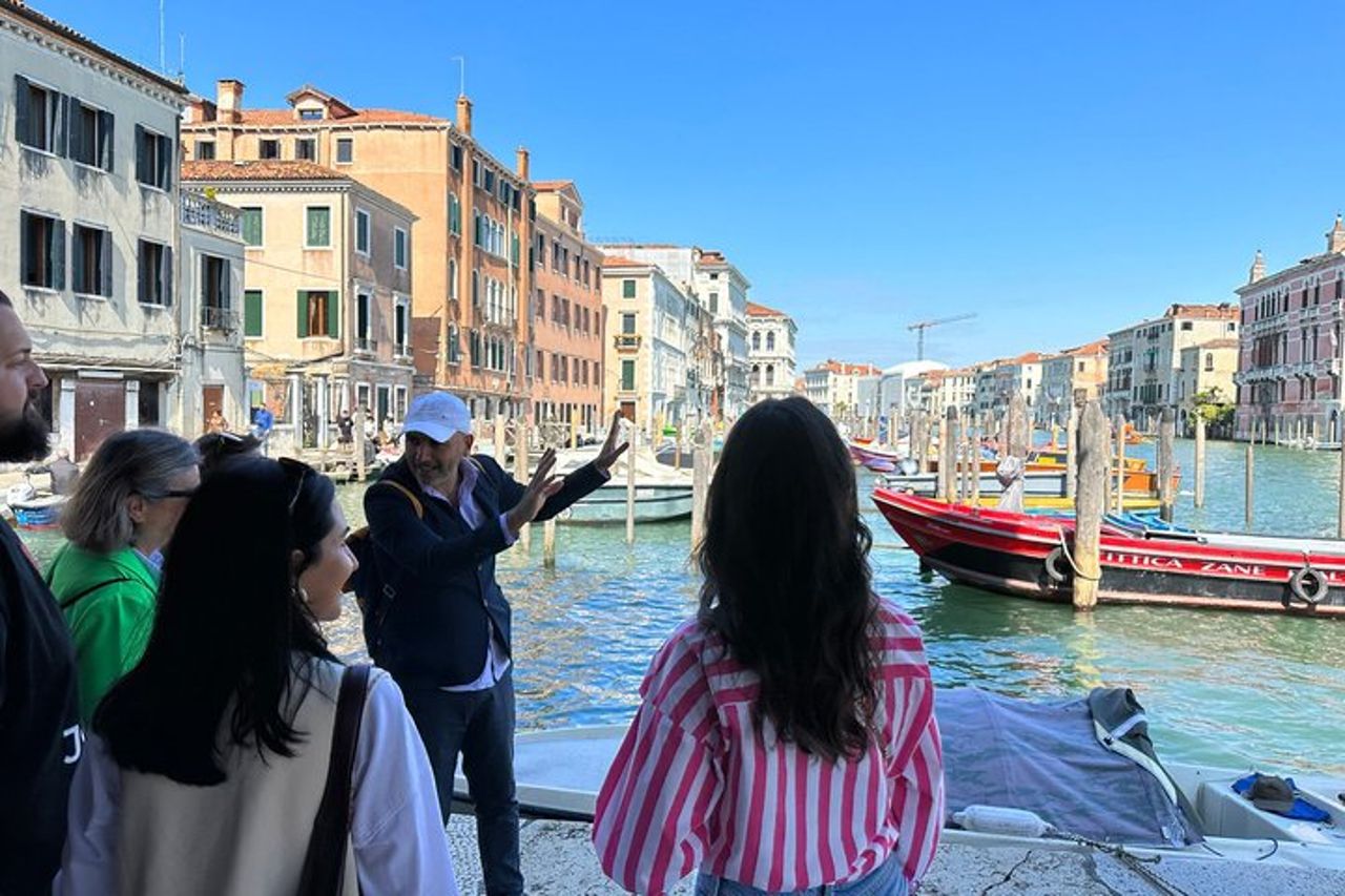 L'essenza di Venezia in un tour a piedi per piccoli gruppi senza stress — 8