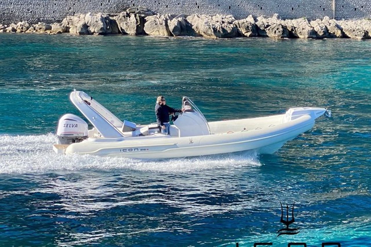 Noleggio Gommone da 8.60mt con patente nautica — 4
