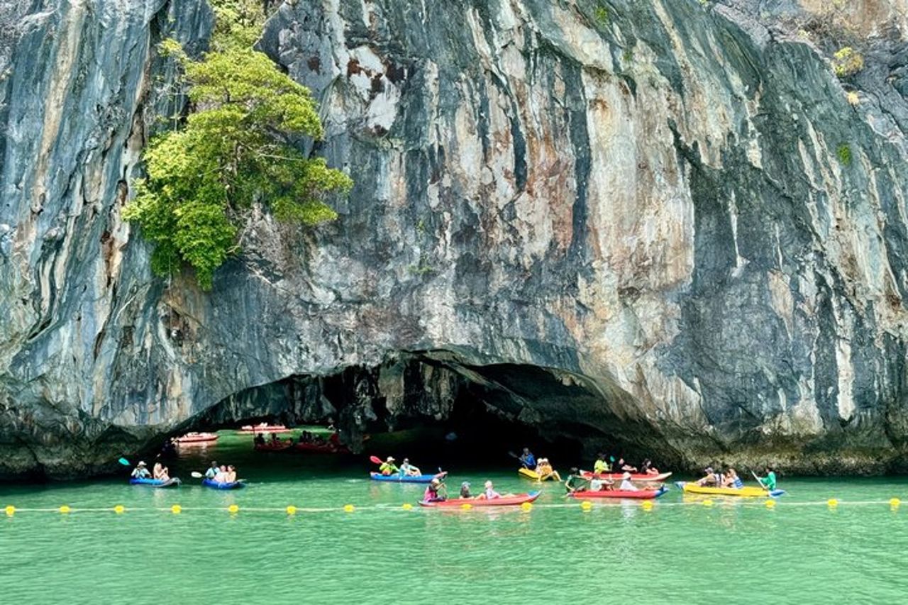 Isole James Bond e tour in canoa sul mare della baia di Phang Nga da Phuket — 2