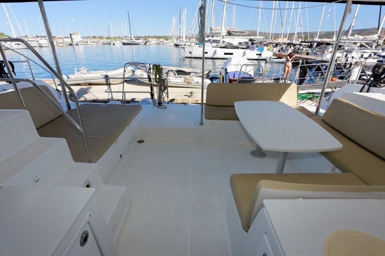 Tour Privato Catamarano Arcipelago Maddalena - Porto Rafael Palau — 5