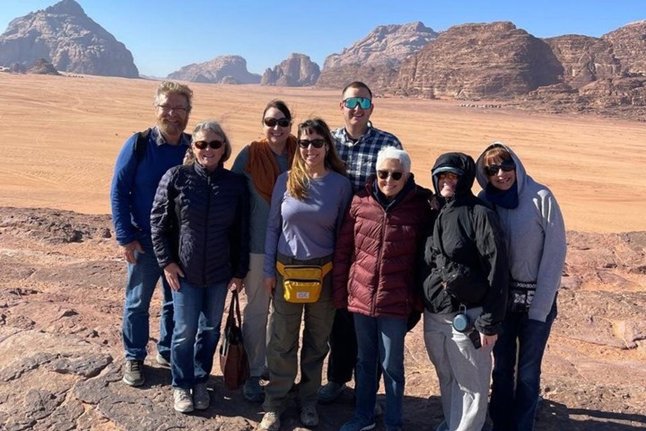 Un Giorno Petra e Wadi Rum con Pick Up — 5