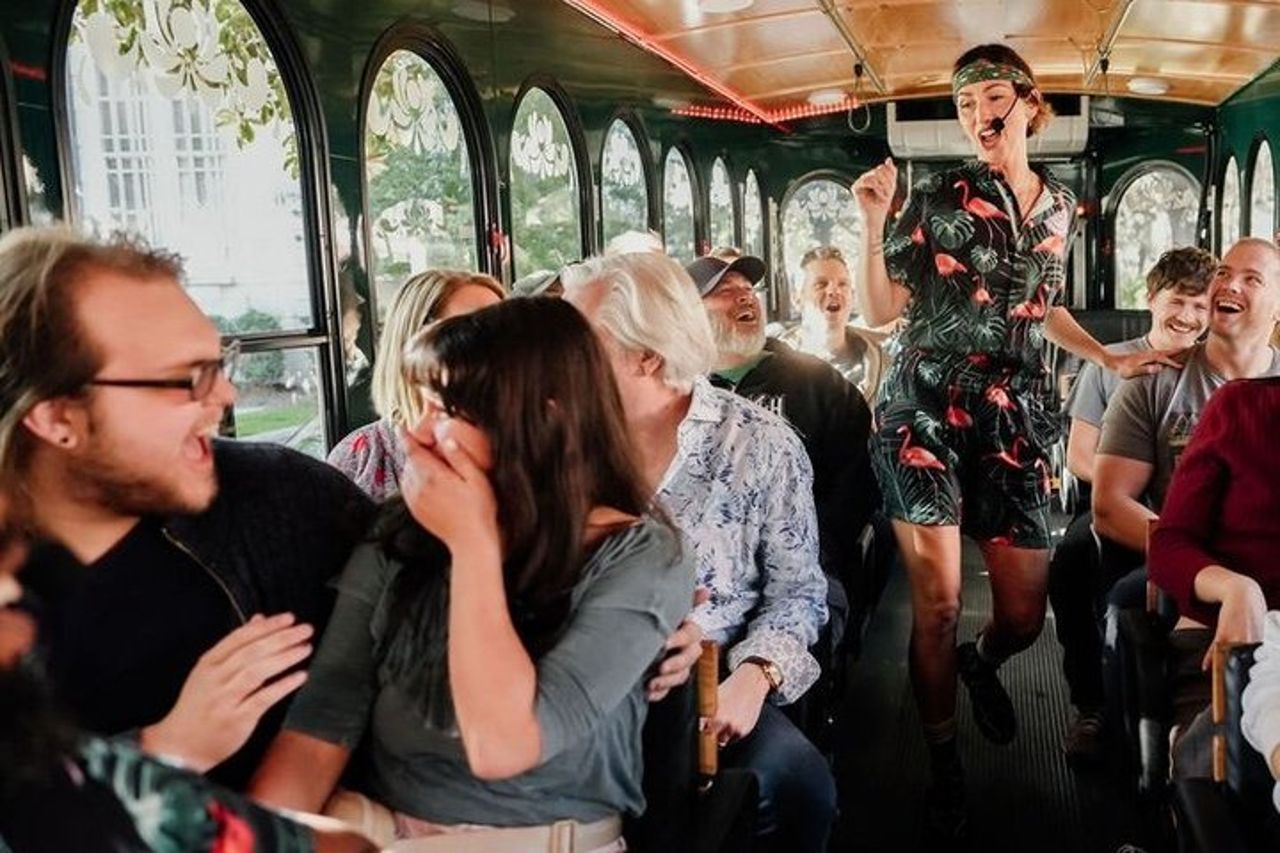Tour del carrello della commedia "Savannah for Morons". — 9