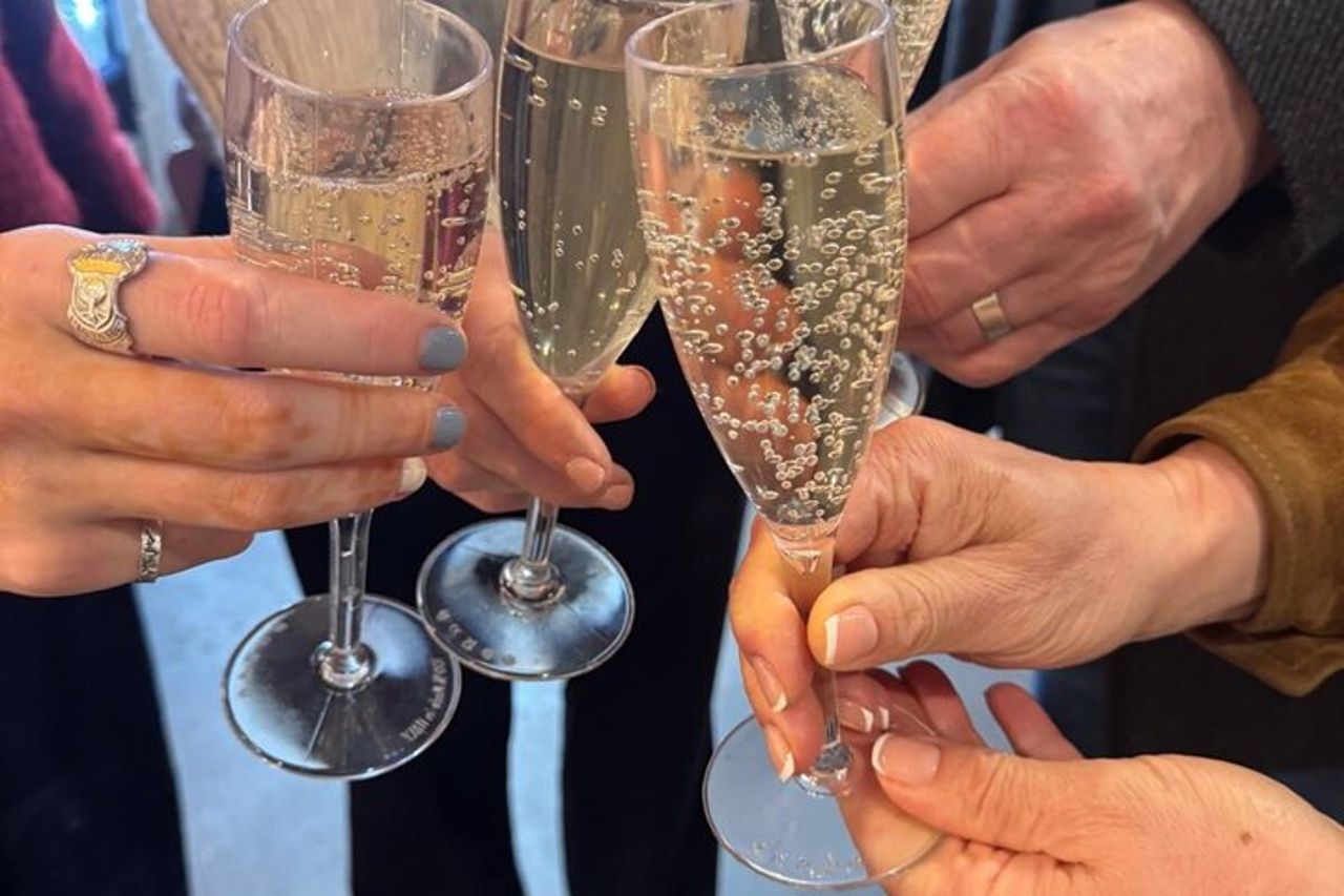 Venice Like a Local : tour di cibo, vino e spritz con giro in traghetto — 2