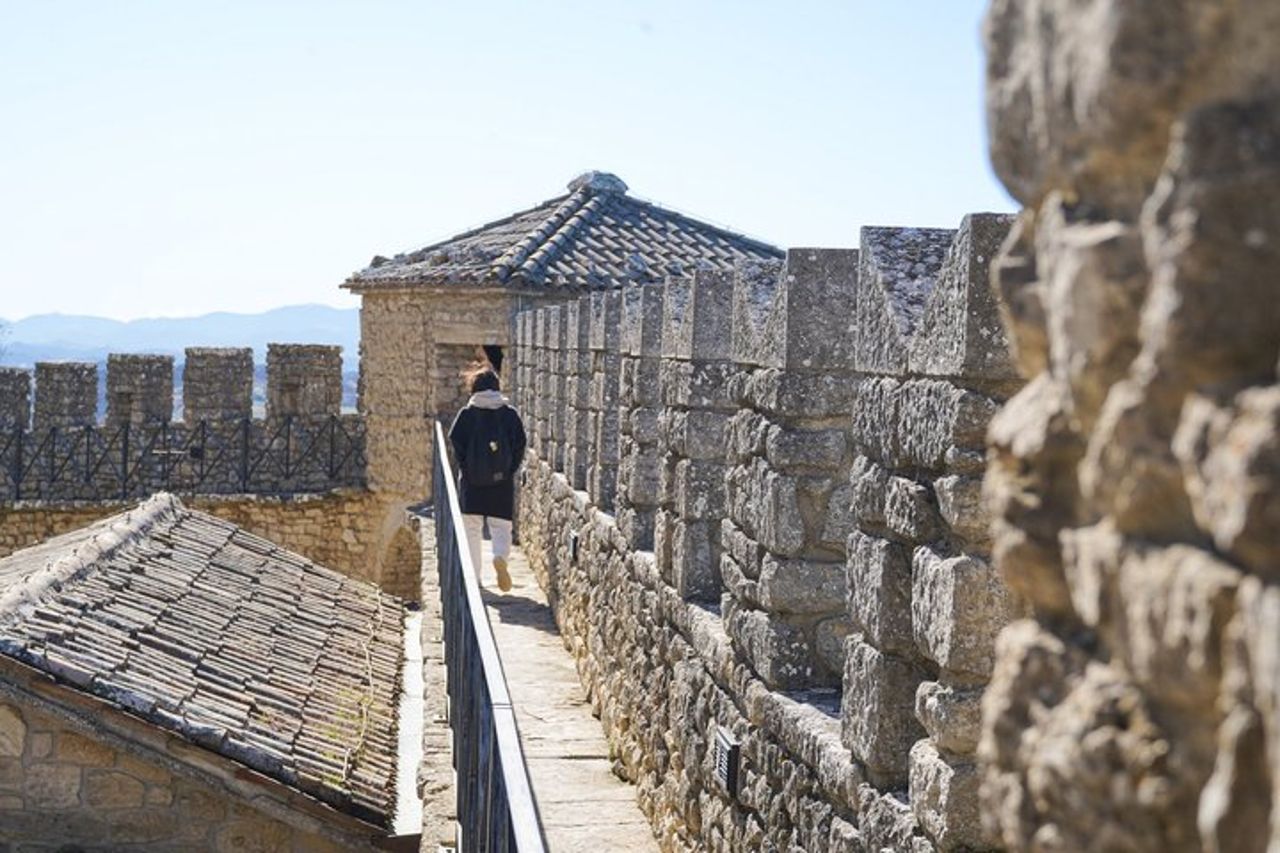 San Marino in Piccolo Gruppo: Tour Guidato con Pass 7 attrazioni — 6