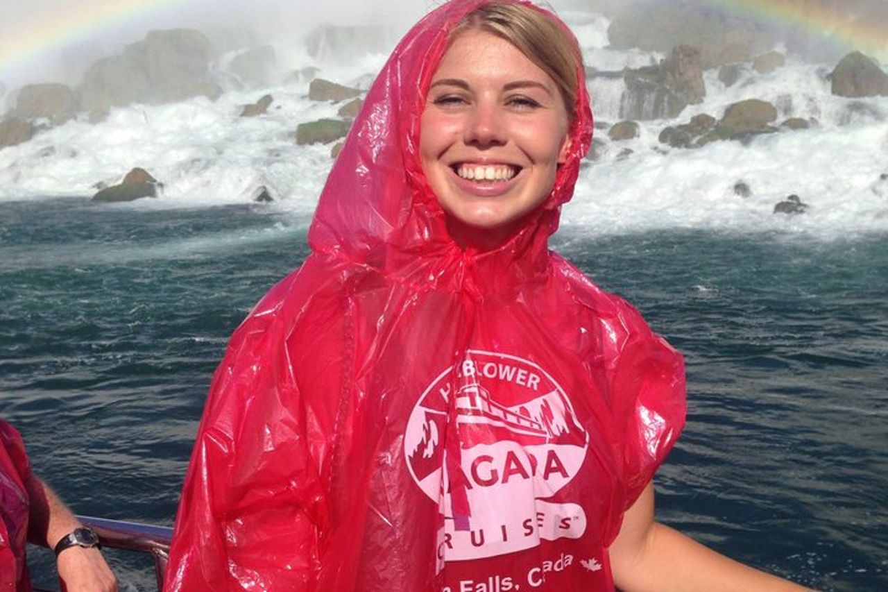 Tour a piedi delle Cascate del Niagara con dietro le cascate e crociera in barca — 6