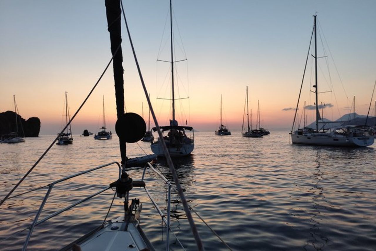 Escursioni a Vela da Messina Esplora la Bellezza dello Stretto — 6