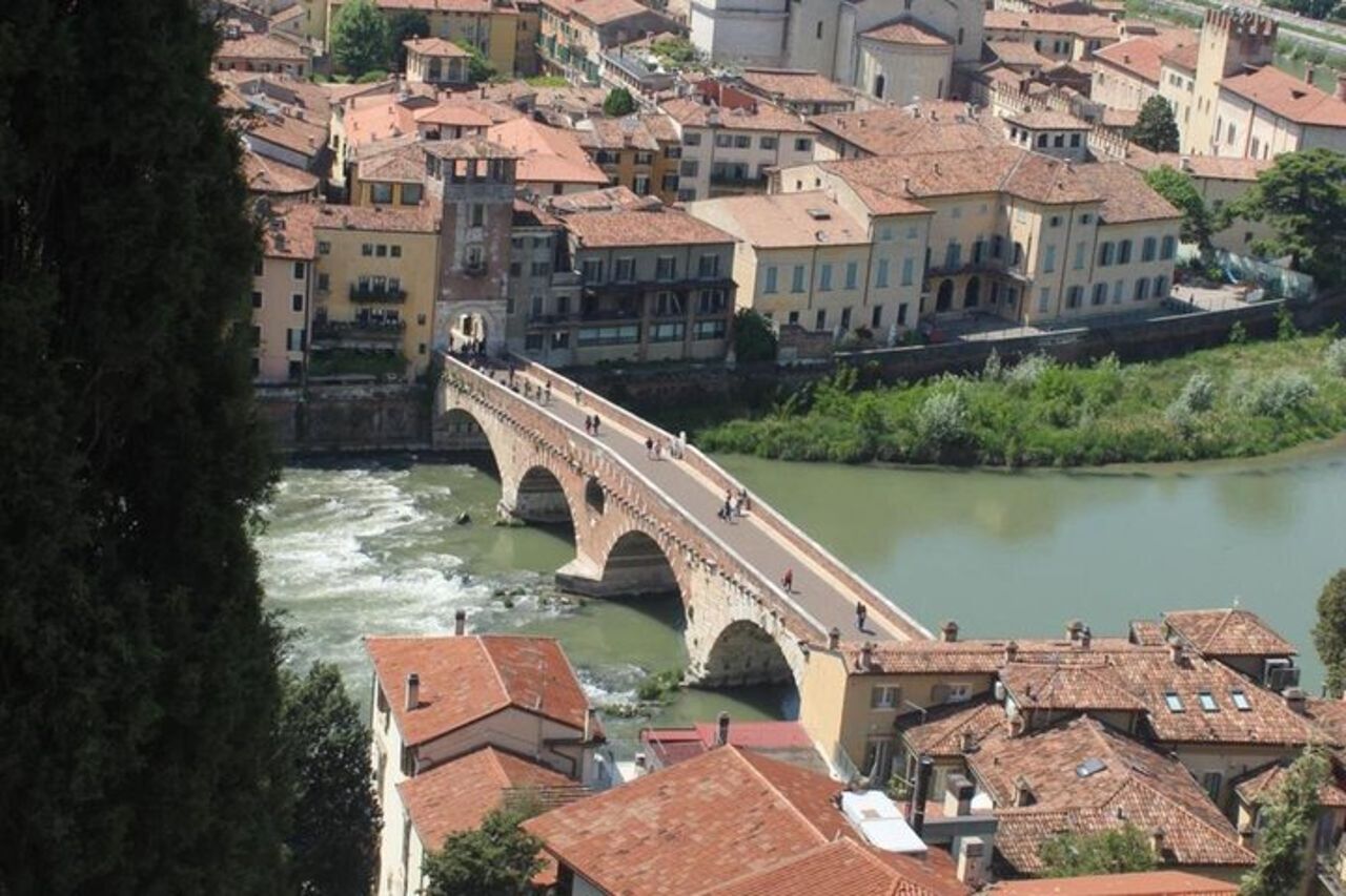 Da Padova: Tour di un giorno intero a Verona e il Lago di Garda — 8