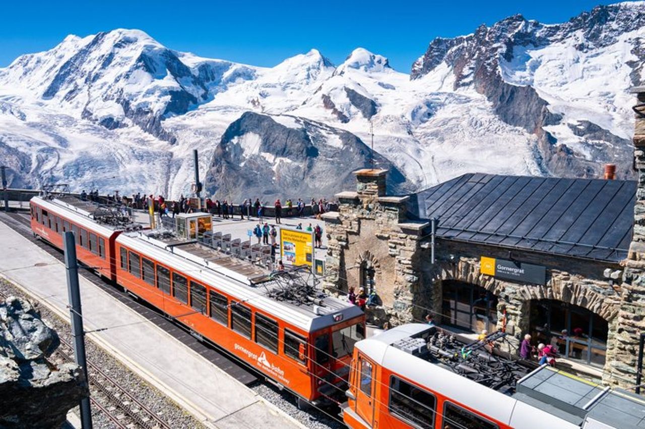 Passeggiata di Natale culturale privata di Zermatt con vista sul Cervino — 2