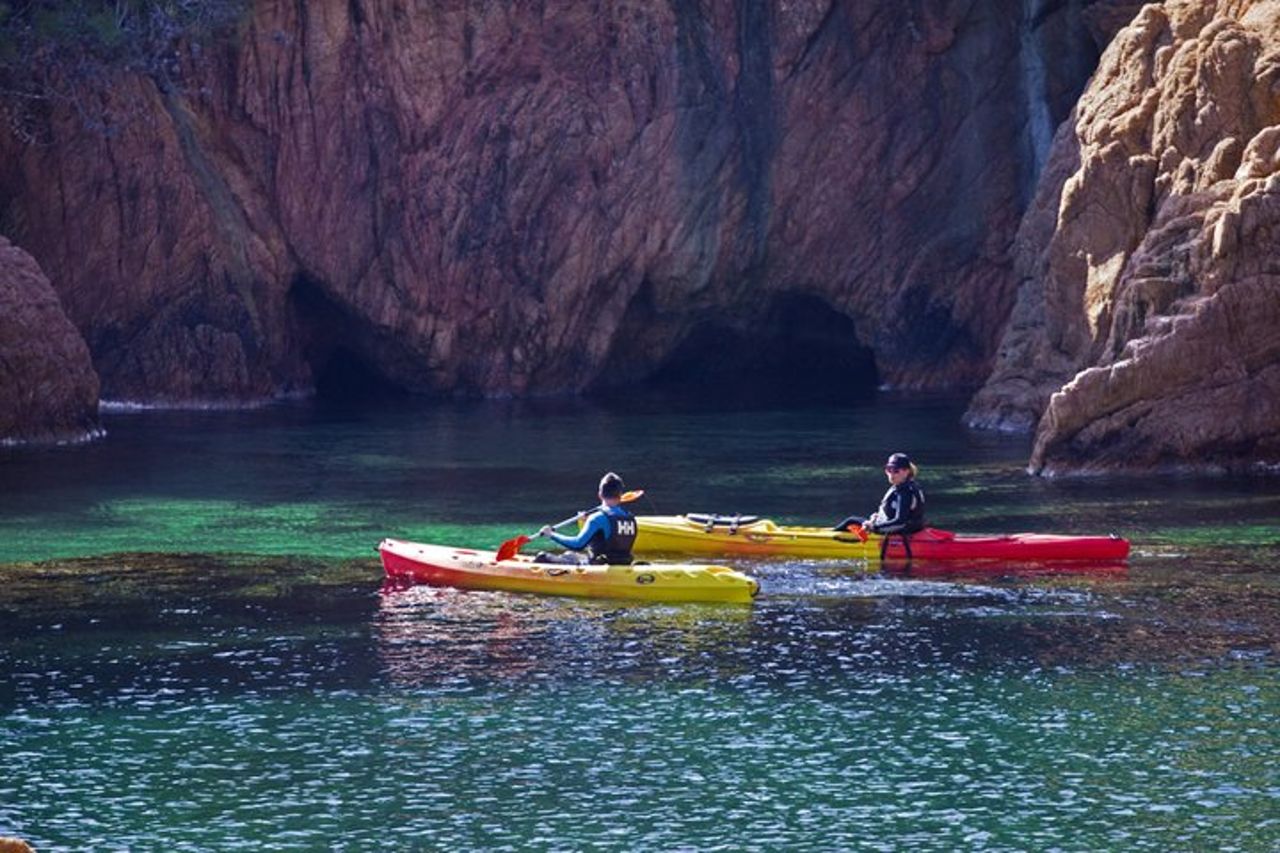 Tour guidato in kayak e snorkeling in Costa Brava: piccoli gruppi e pranzo — 8