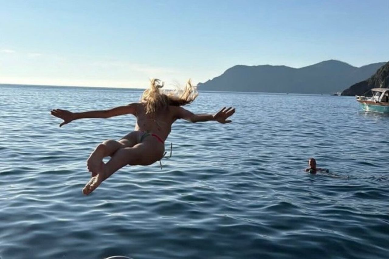 Cinque Terre via mare, tour giornalieri e al tramonto da Manarola — 4