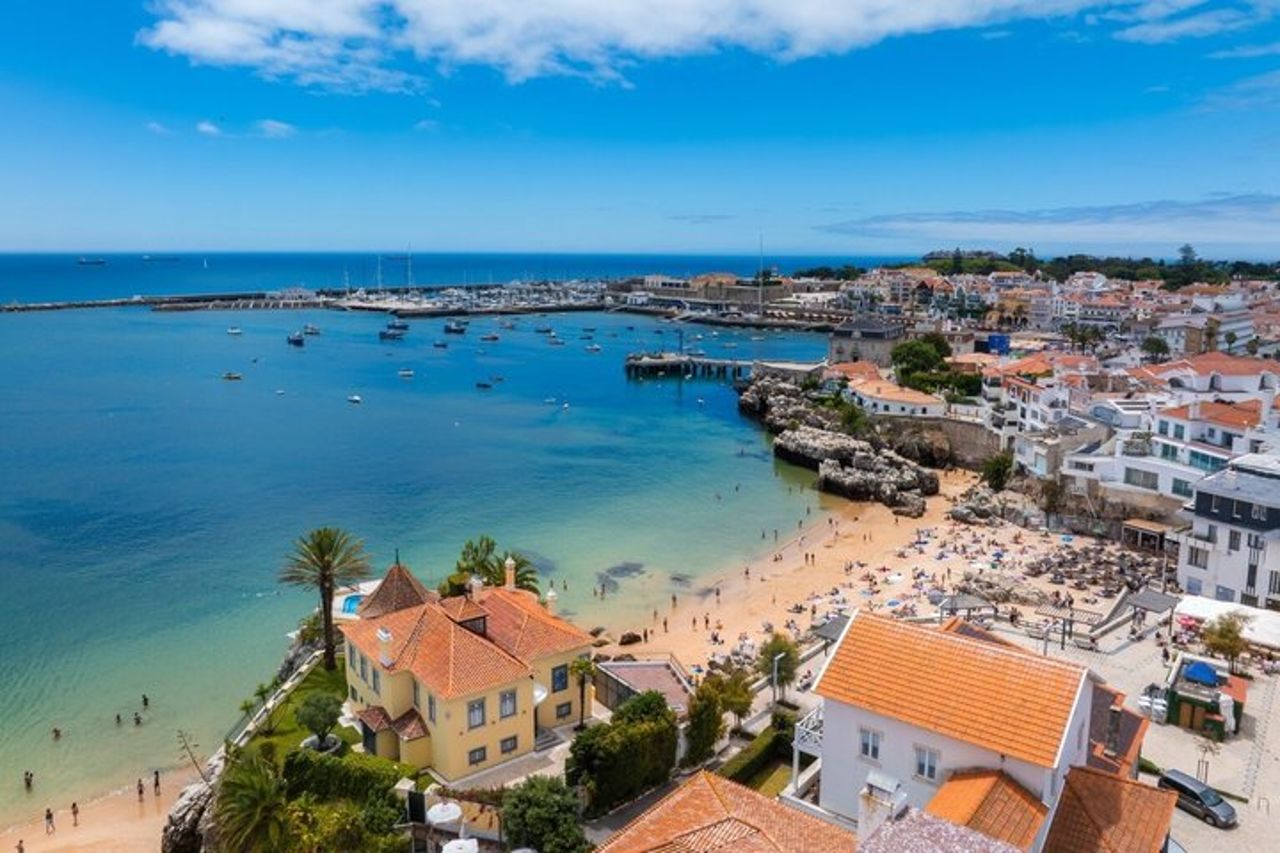 Tour per piccoli gruppi a Sintra, Palazzo Pena, Cabo Roca e Cascais — 8