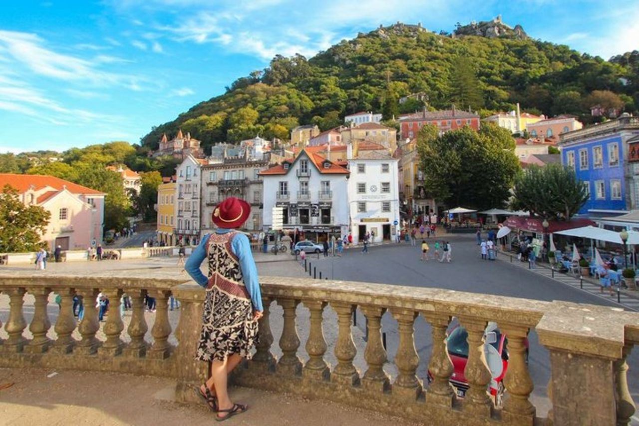 Tour per piccoli gruppi a Sintra, Palazzo Pena, Cabo Roca e Cascais — 2