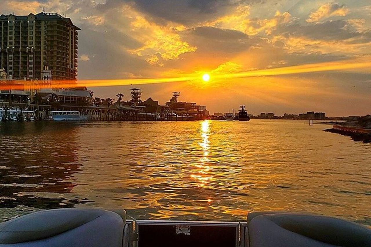 Destinazione Sunset Harbor Bay & Dolphin Cruise — 7