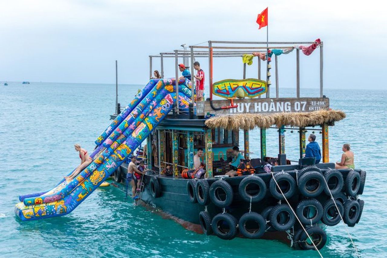 Avventura di snorkeling di mezza giornata a Nha Trang con barbecue a bordo — 7