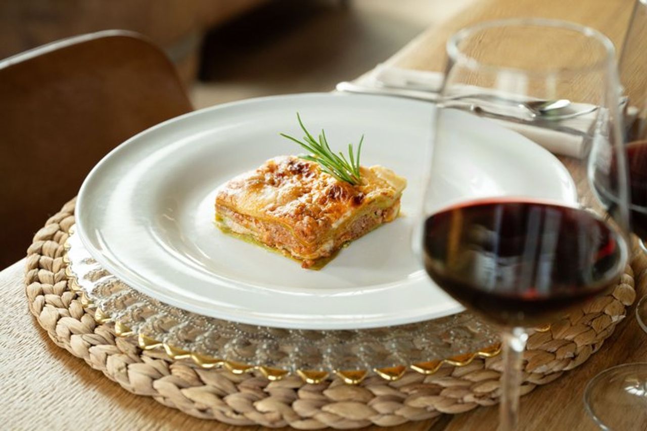 Cena e degustazione di vini al tramonto a San Gimignano — 4
