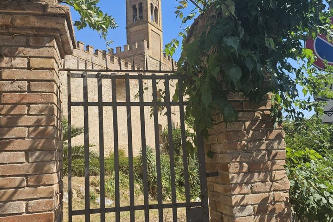 Firenze Private Day Trip Bolgheri Wine Experience e Volterra — 8