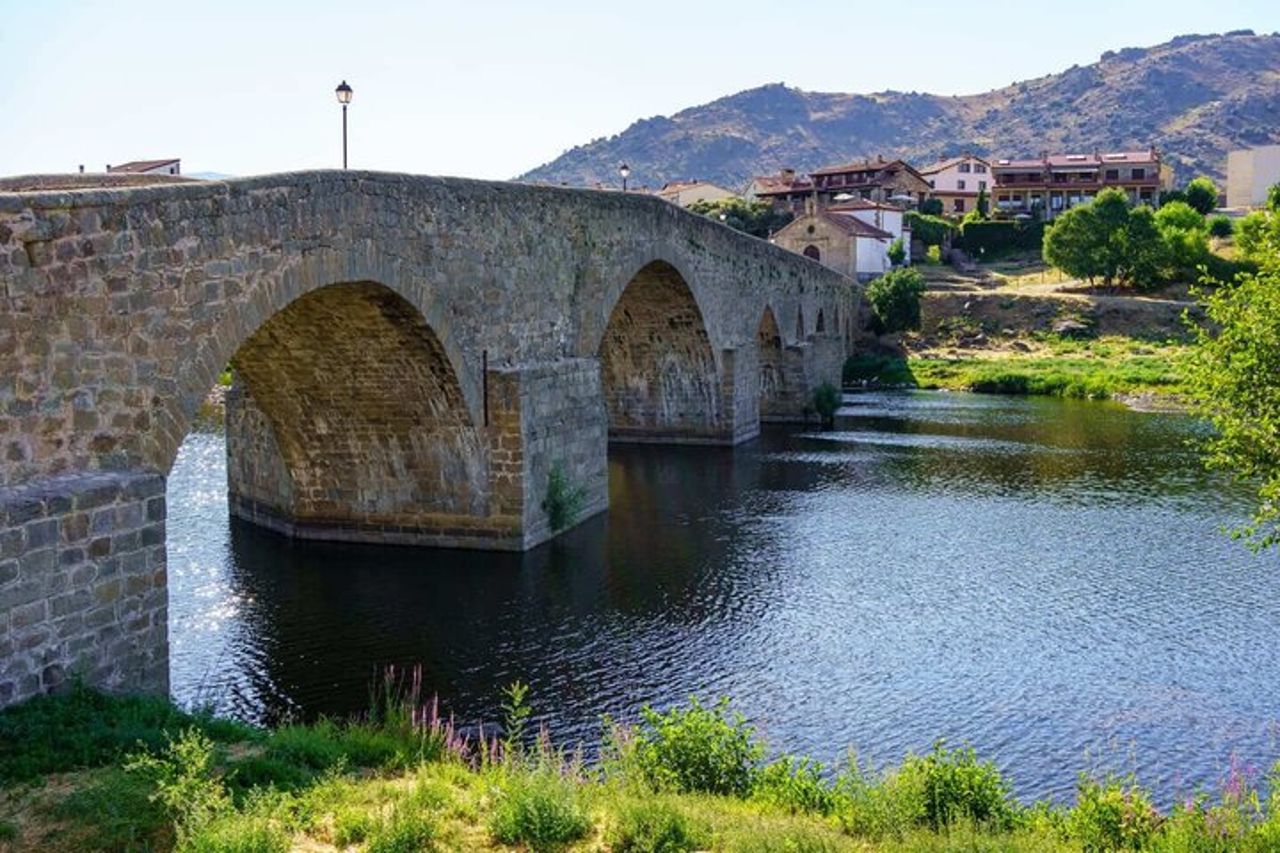 Ciao Avila: Private 2 - Passeggiata introduttiva di un'ora in città con Guida Locale — 5
