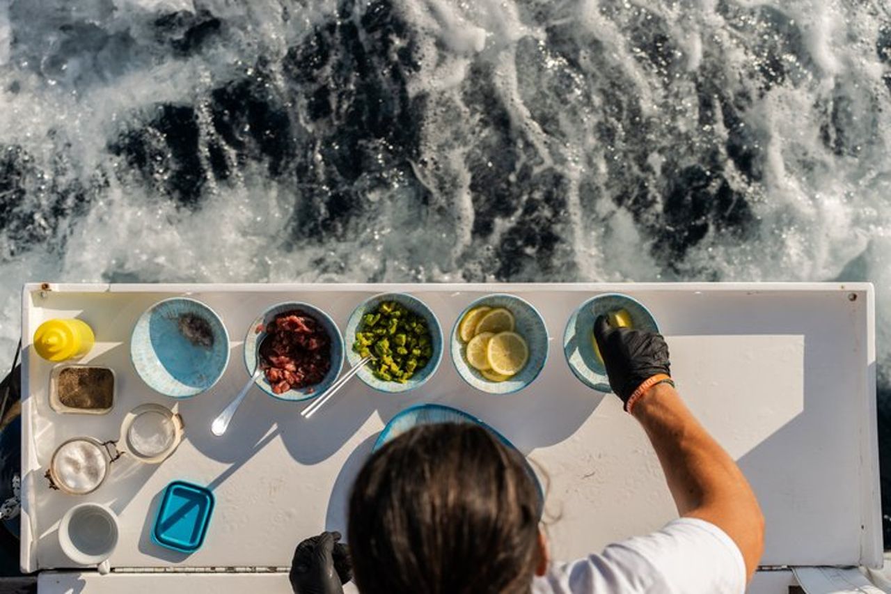 Tour delle Cinque Terre in barca con pranzo — 6