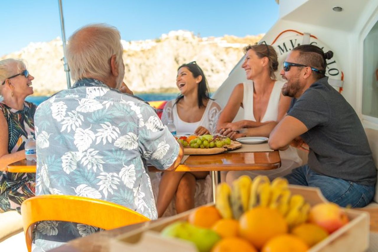 Catamarano privato Yacht Cabo All-Inclusive Cibo e Open Bar — 5
