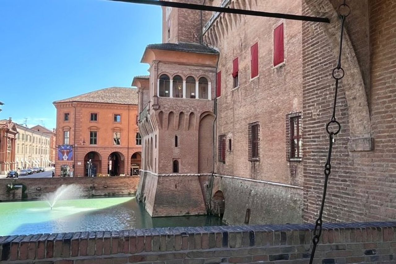 FERRARA - Tour privato di un giorno da Bologna