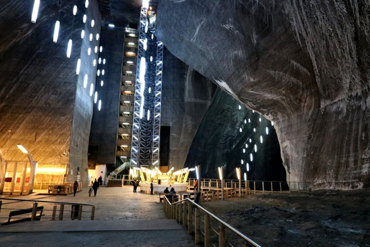 Viaggio di sola andata a Alba Iulia e Turda Salt Mine, discesa a Timisoara, da Cluj — 3