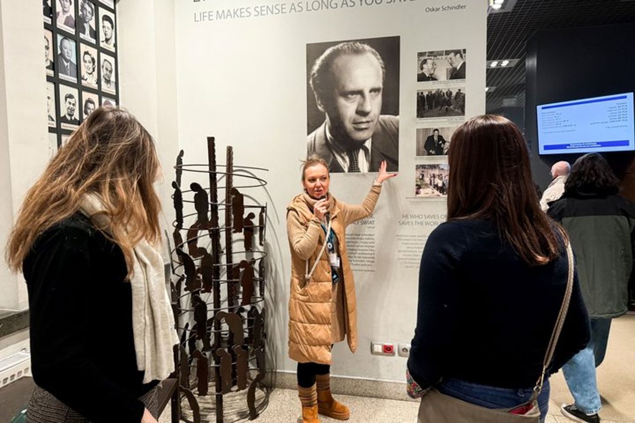 Tour attraverso il quartiere Kazimierz in Golf Cart con il Museo di Schindler a Cracovia — 9