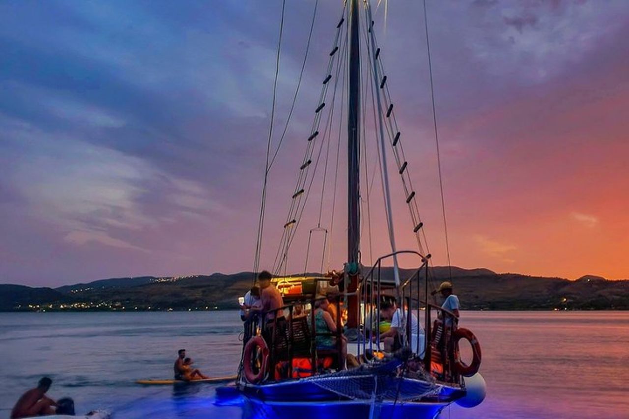 Crociera al tramonto Argostoli con passeggiata in città e trasferimenti — 2