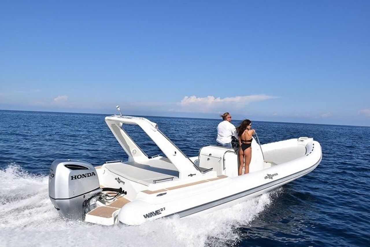 Tour in barca low cost Favignana e Levanzo da Trapani — 5