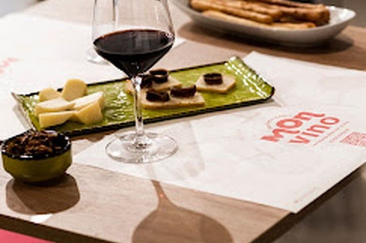 Sorseggiando Monforte D'Alba: Viaggio nell'anima del Barolo — 4
