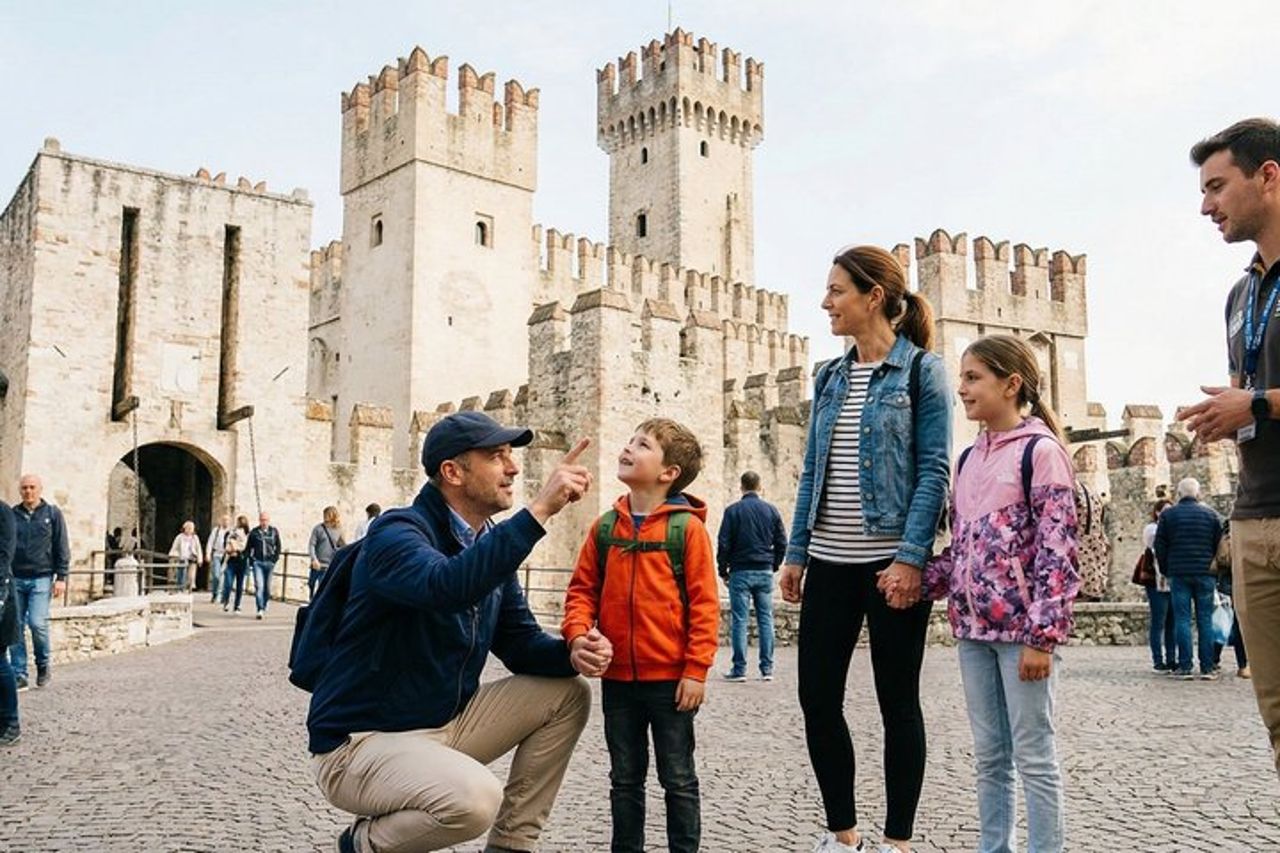Ispirante tour privato a piedi nel Castello Medievale di Sirmione — 3