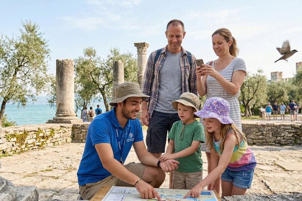 Ispirante tour privato a piedi nel Castello Medievale di Sirmione — 5