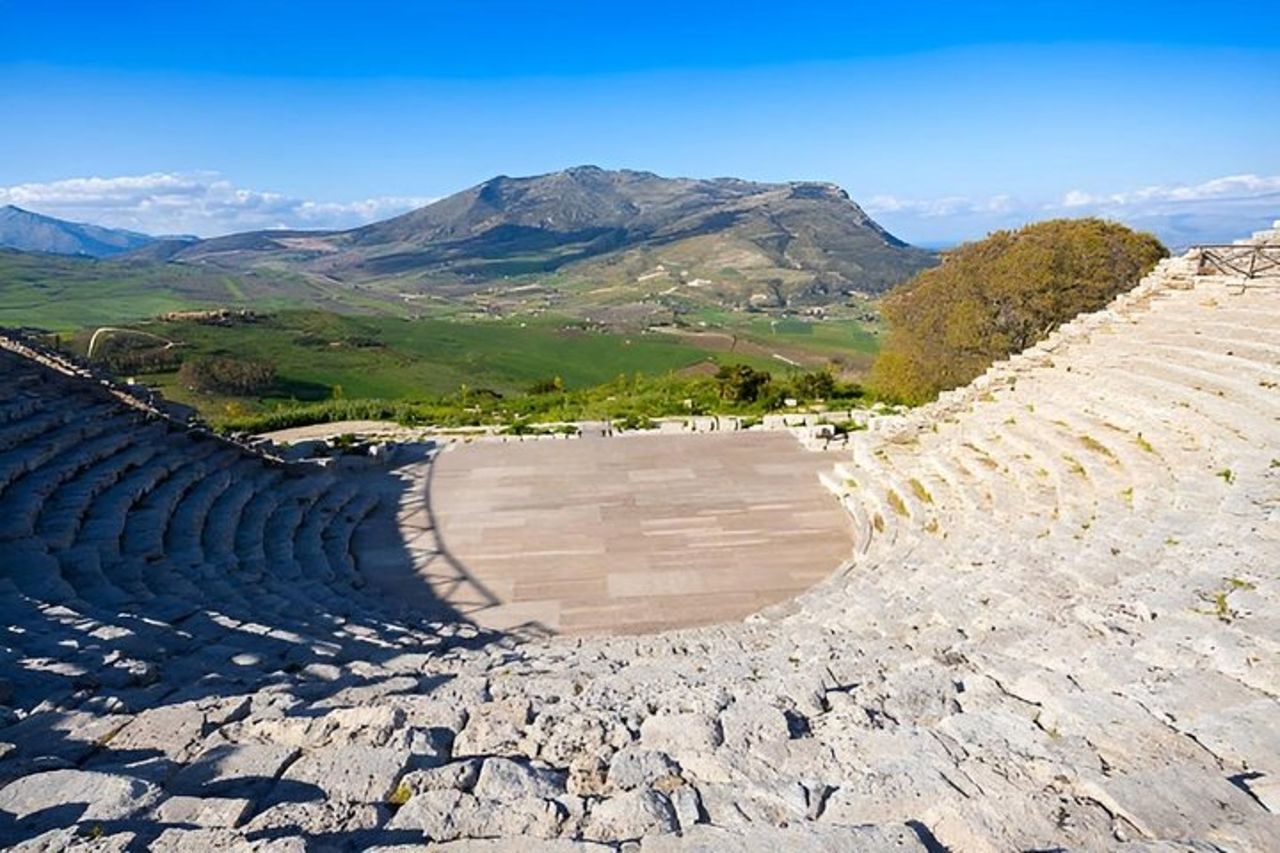 Tour da Palermo per SASi Calatafimi e Segesta Erice con ticket — 3