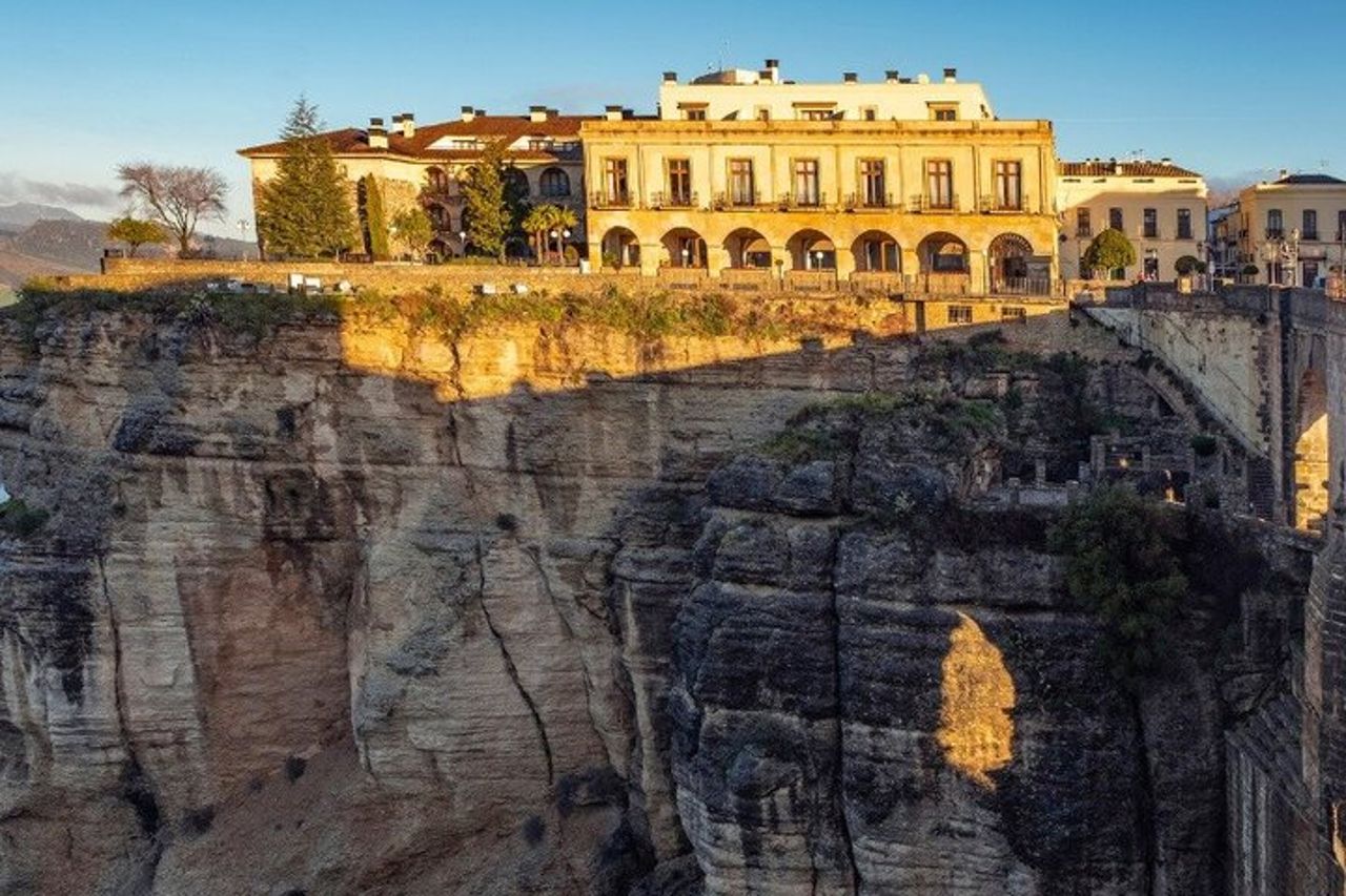 Tour privato di Ronda e Setenil de las Bodegas Porto di Malaga — 4