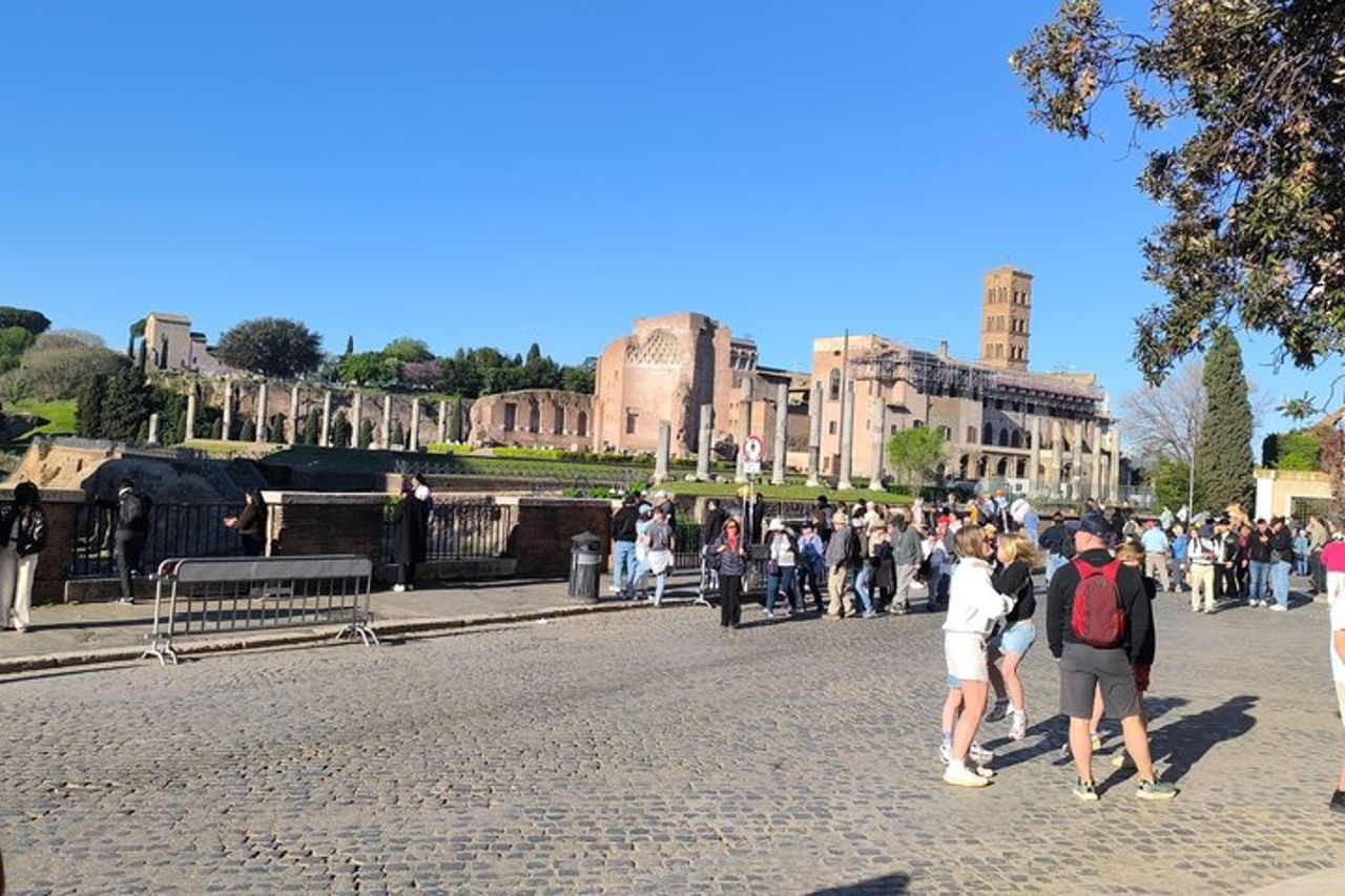 Fontana di Trevi e gemme nascoste — 3