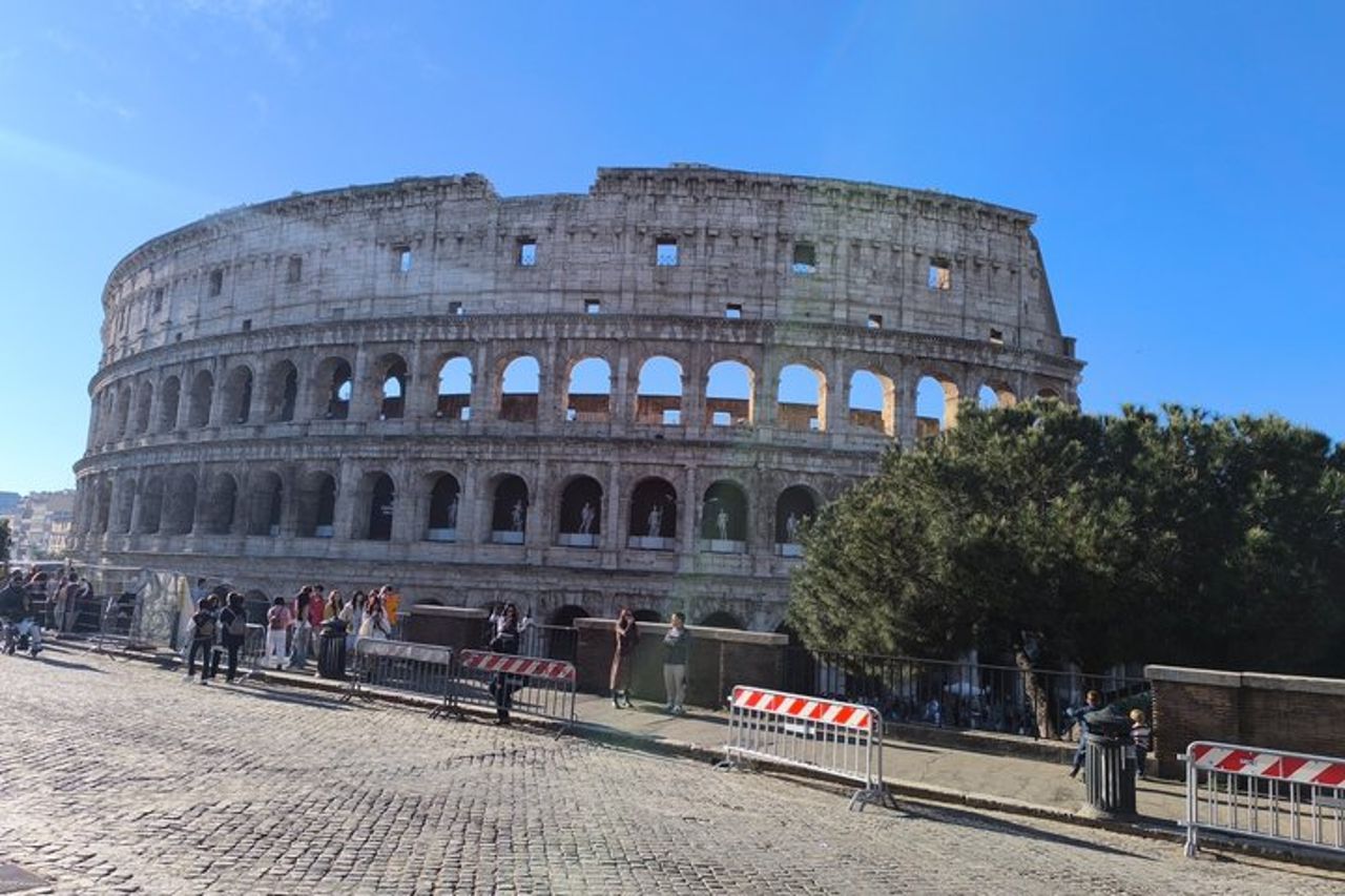 Fontana di Trevi e gemme nascoste — 4