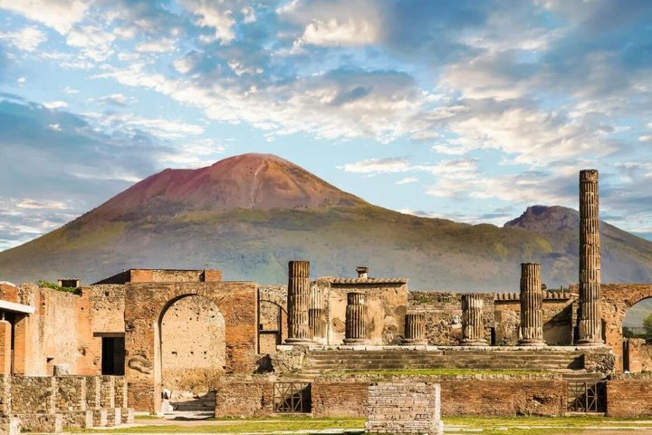 Escursione di un giorno a Pompei, Costiera Amalfitana e Positano da Roma — 2