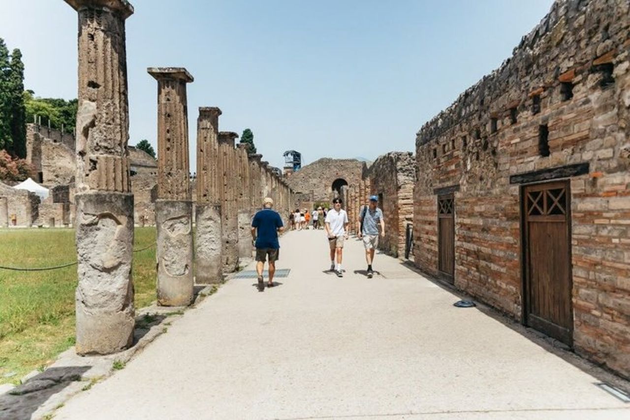 Escursione di un giorno a Pompei, Costiera Amalfitana e Positano da Roma — 8