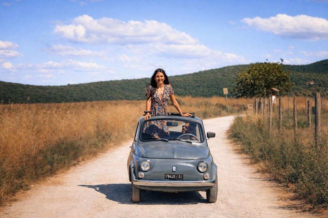 Tour Fiat 500 d'epoca: pranzo e 2 degustazioni di vini nel Chianti — 9