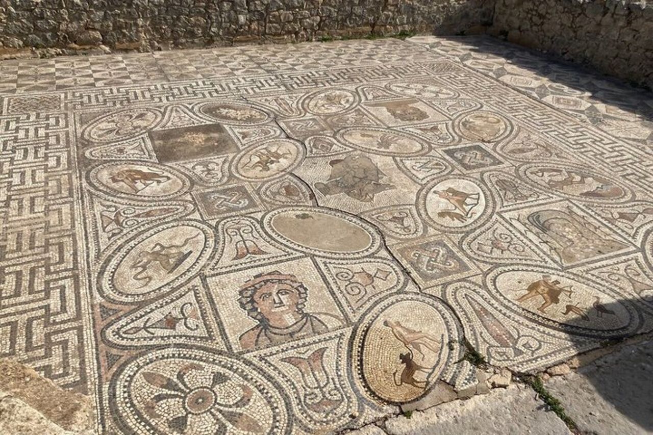 Tour di un giorno a Volubilis e Meknes da Fes — 3