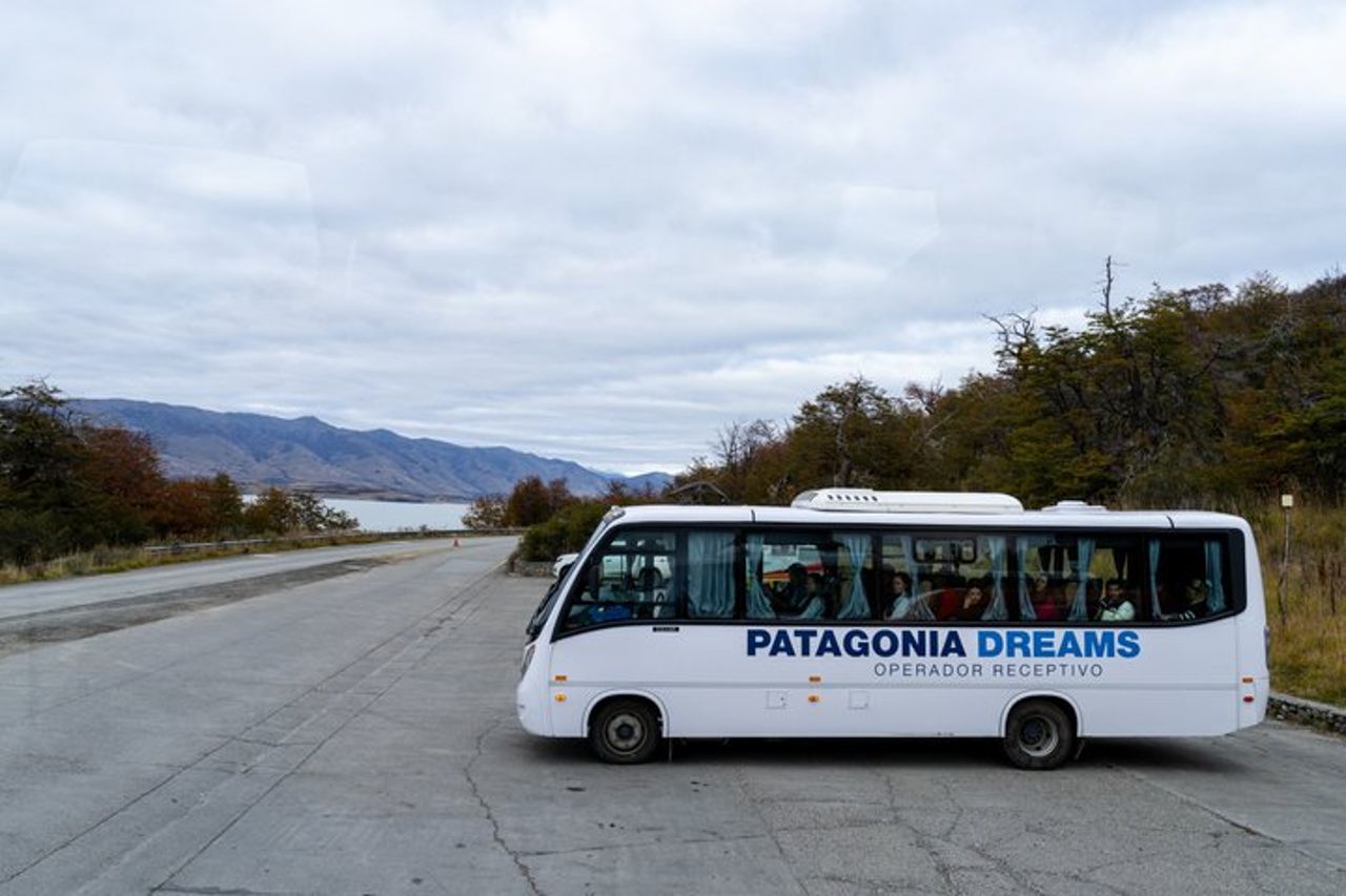 Trasferimento dal tuo hotel all'aeroporto di El Calafate — 3