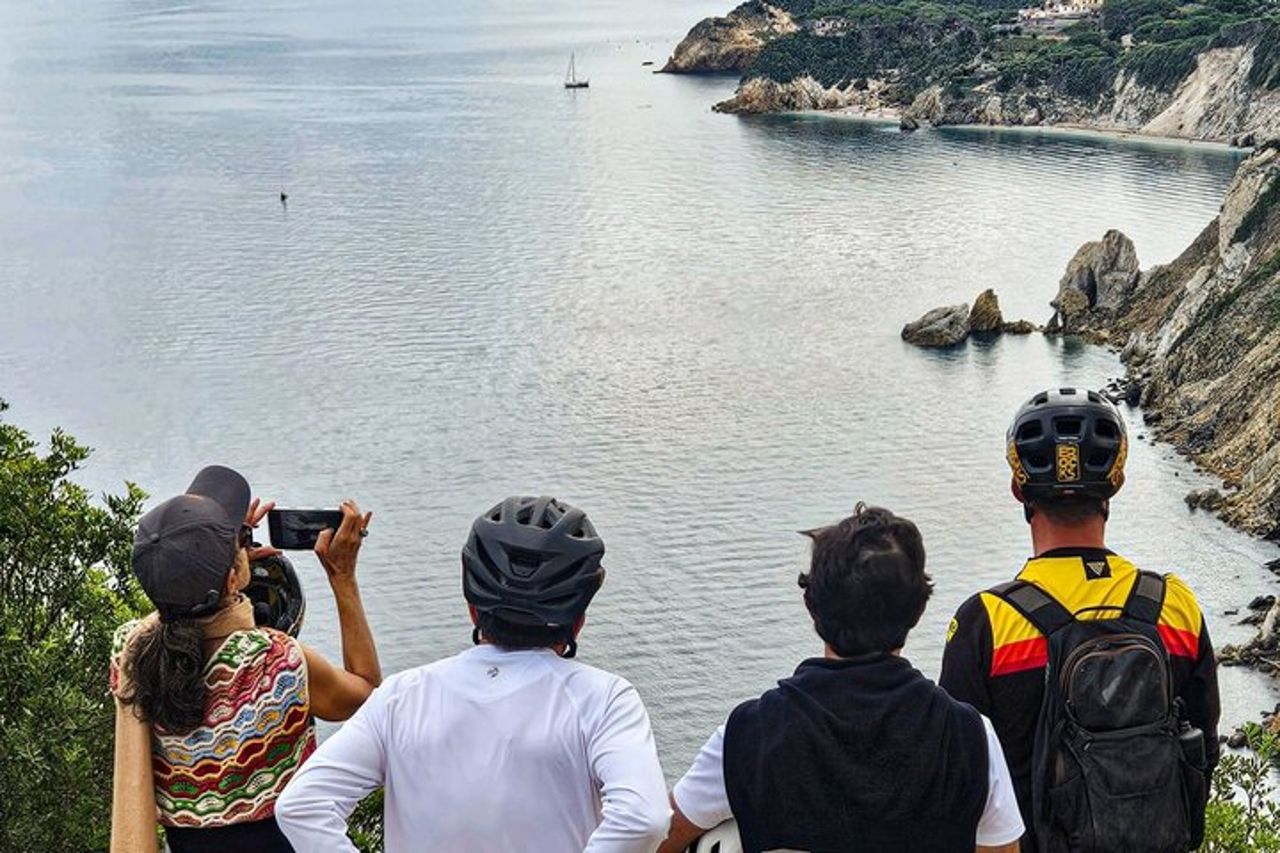 E-bike Experience • Tour di Portoferraio in e-bike — 8