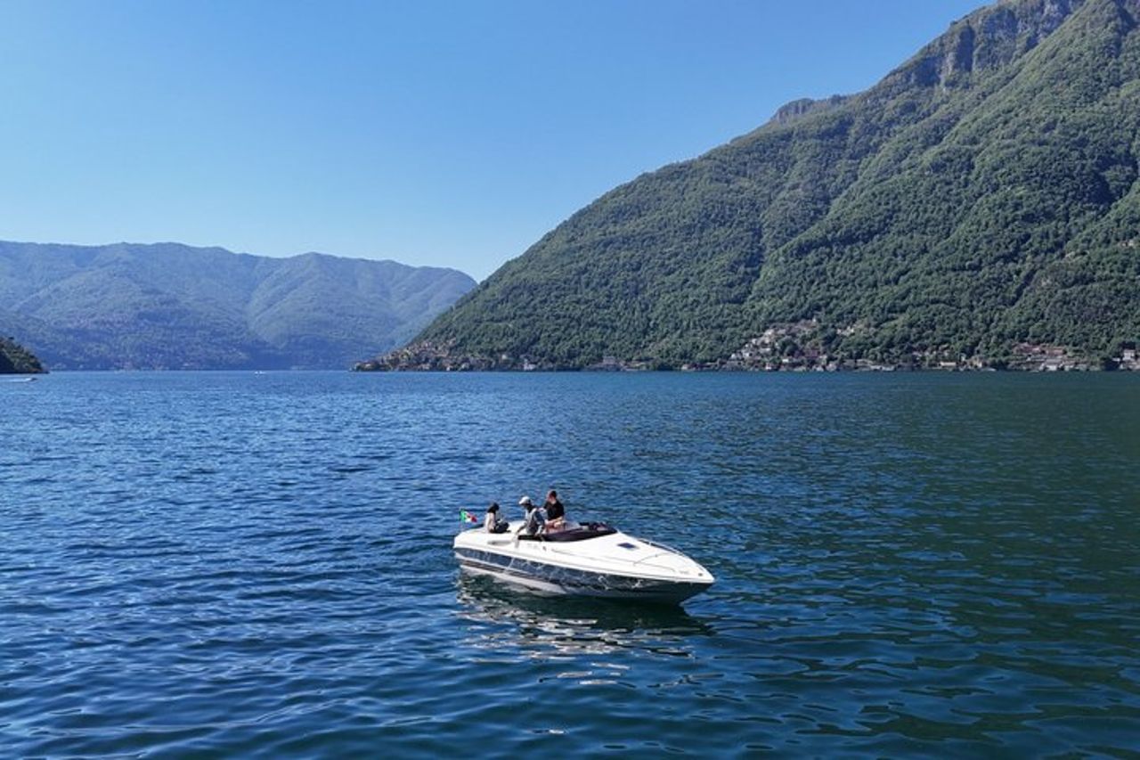 Tour in barca di 2 ore sul Lago di Como con ville e gemme esclusive — 6
