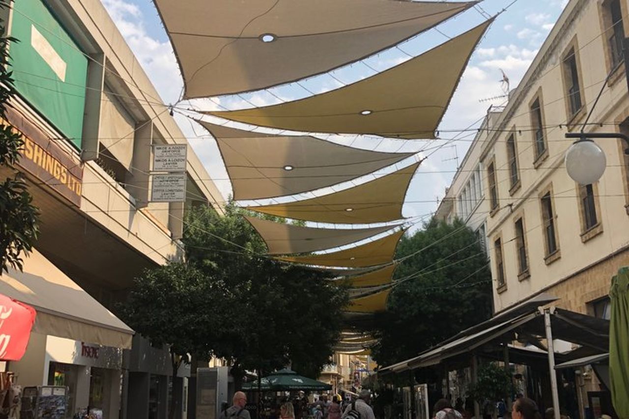 Nicosia e Kyrenia divise con castelli e leggende — 6