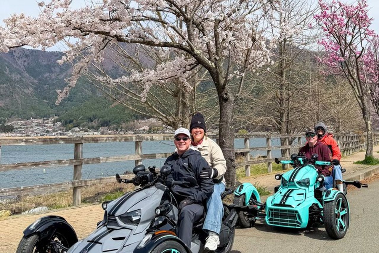 Giro panoramico in escursione sul monte Fuji nel lago Kawaguchiko — 3