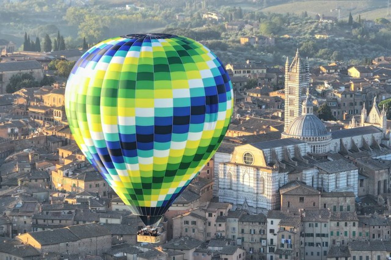 Volo in mongolfiera sulla Toscana da Siena — 2