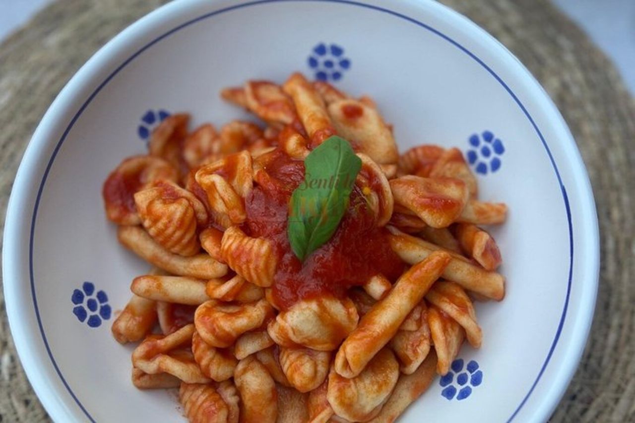 Orecchiette Cooking Class con Cena Pugliese e Vino — 5