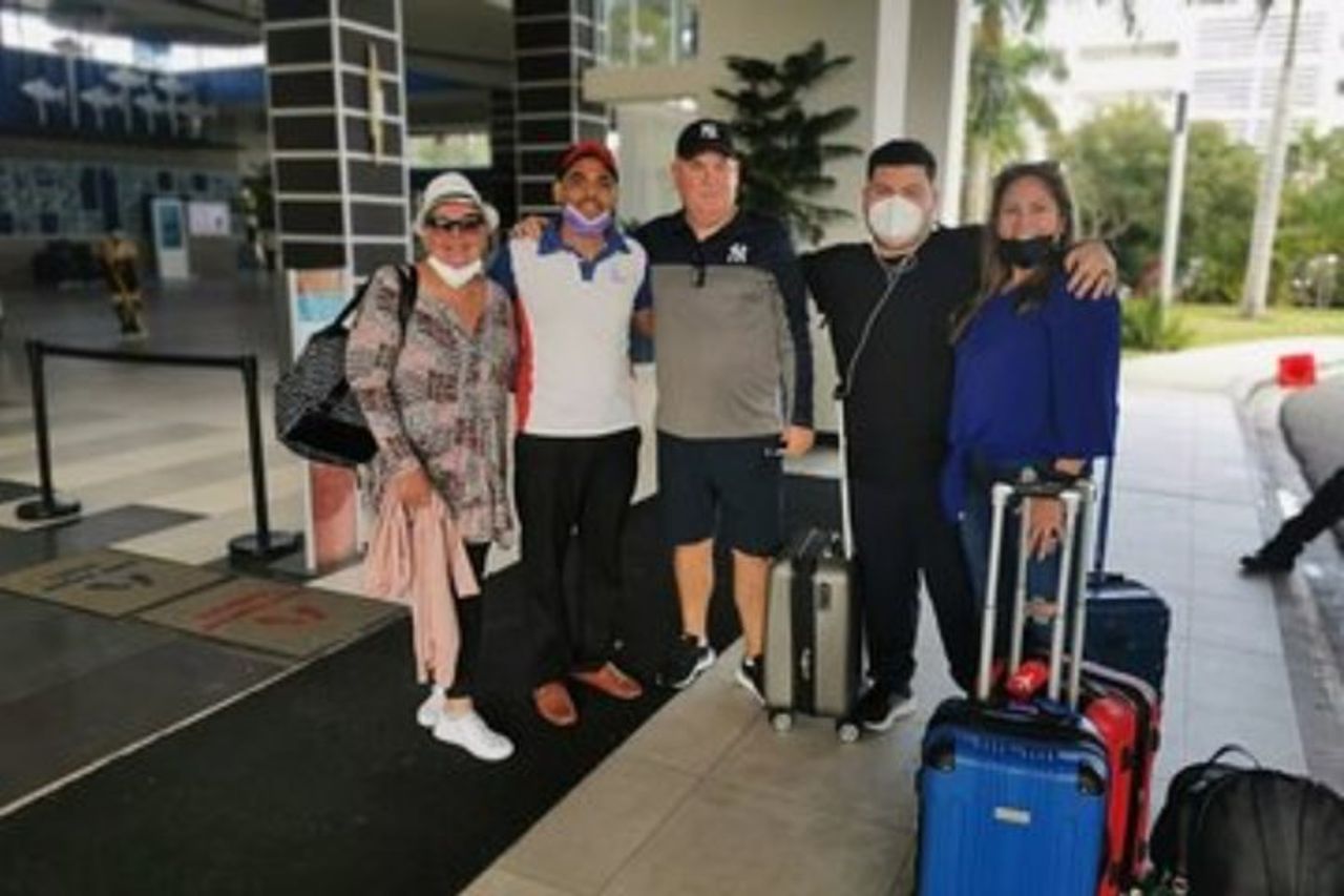 Trasferimenti aeroporto a Royalton White Sands e Blue Waters Resort — 9