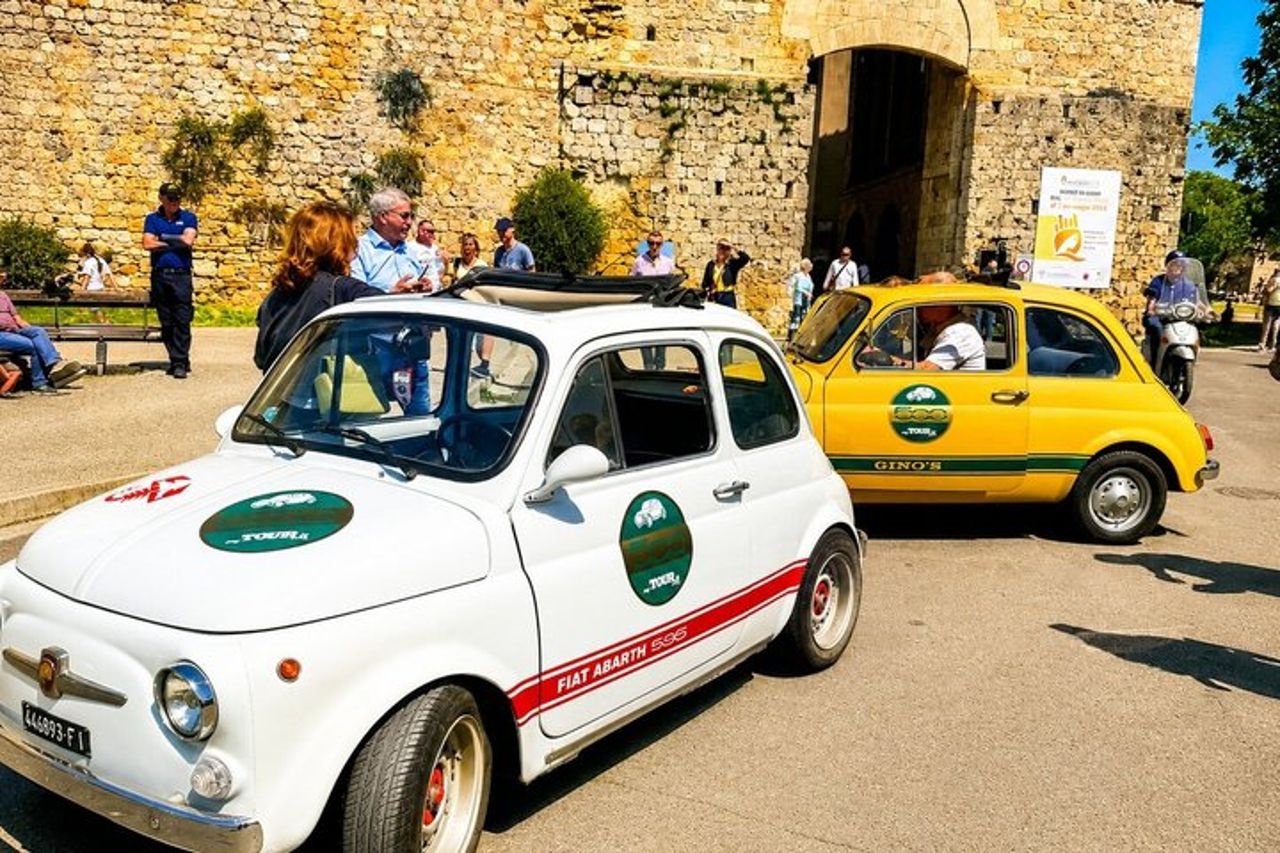 Tour Fiat 500 d'epoca: pranzo e 2 degustazioni di vini nel Chianti — 4